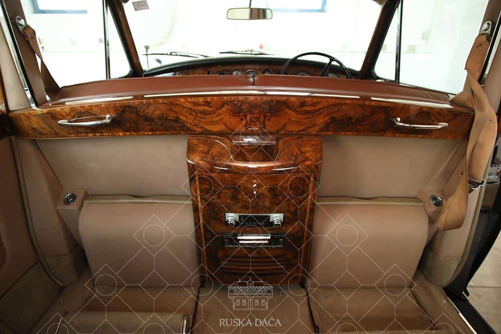 Rolls Royce ponuja uživanje ob glasbi